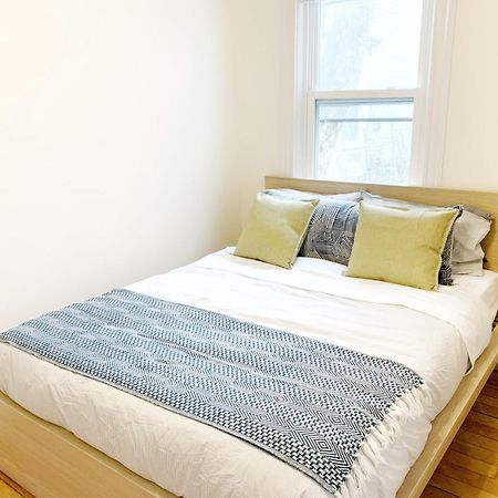 Best Location At Harvard University! 4 Bedroom Apartment! Two Units Available! 케임브리지 외부 사진